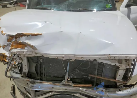 2000 Dodge Ram 1500 z USA, uszkodzony, nr VIN 1B7HC13Y7YJ102774